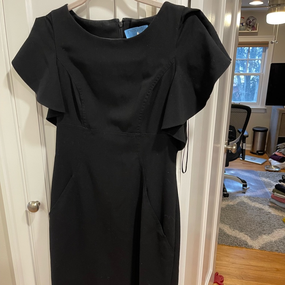 Calvin Klein Flutter sleeves Black Size 4 Dress